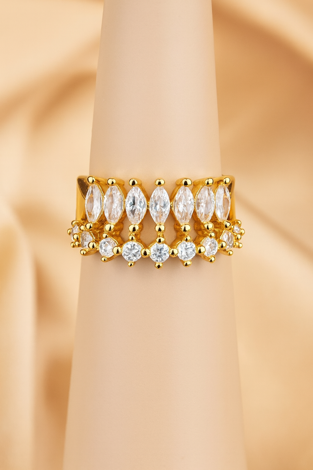 Midnight Elegance Dual-Band Ring